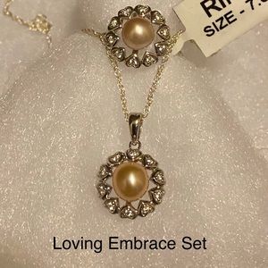 Vantel Loving Embrace Set